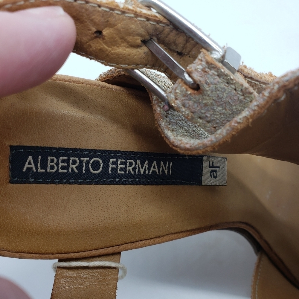 Alberto Fermani heeled sandals Women EU 40 gold crackle leather side buckle - Picture 7 of 11